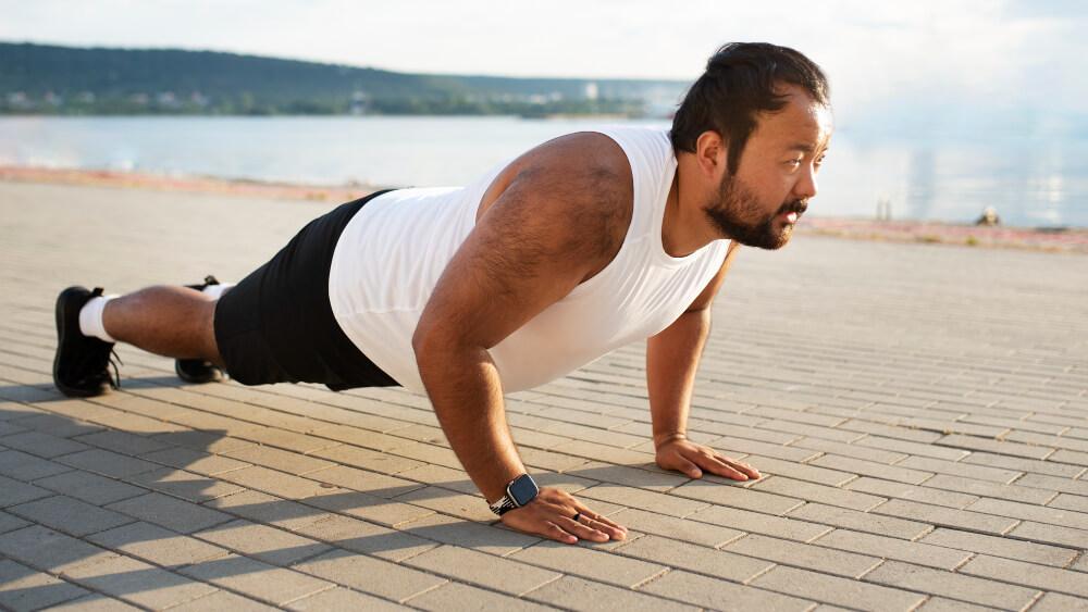 Butt Kick Lateral: Hold Building Balance and Strength