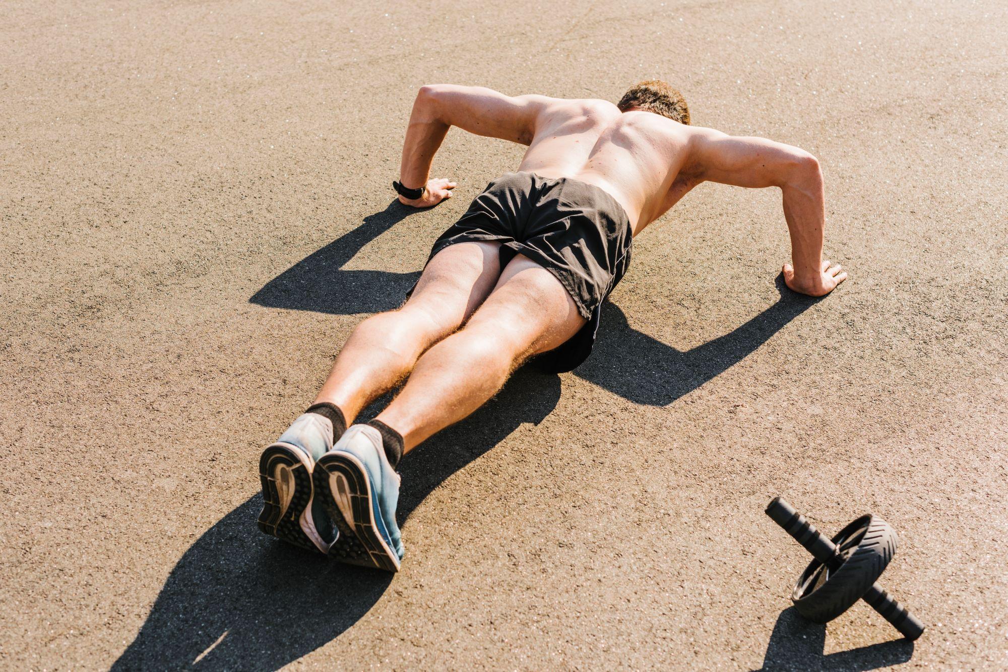 Push up close grip - Emphasis on the triceps muscles